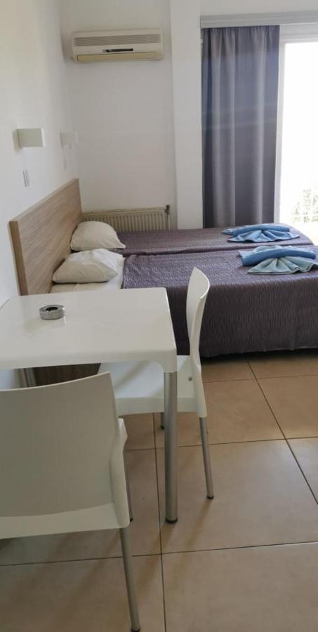 Simos Magic Hotel Apts Ajía Nápa Eksteriør bilde