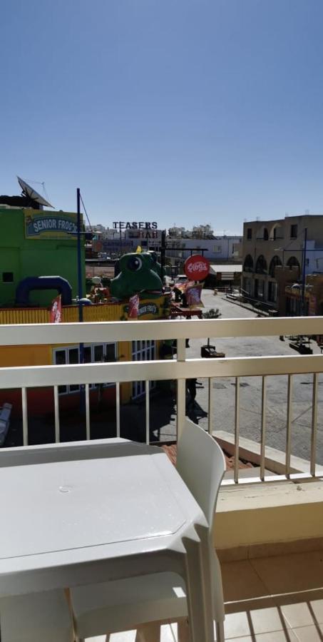 Simos Magic Hotel Apts Ajía Nápa Eksteriør bilde