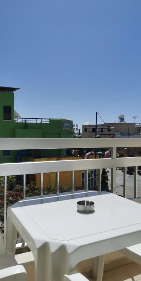 Simos Magic Hotel Apts Ajía Nápa Eksteriør bilde