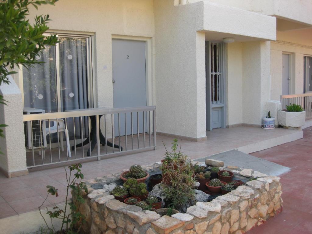 Simos Magic Hotel Apts Ajía Nápa Eksteriør bilde